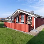 Robbi ⇒ Urlaub Am Ferienhaus Wesselburenerkoog